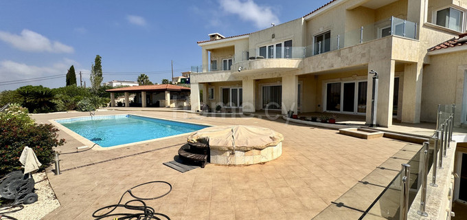 Haus in Paphos zu verkaufen