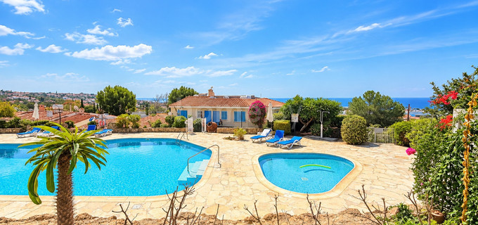 Ground floor apartment for sale in Paphos